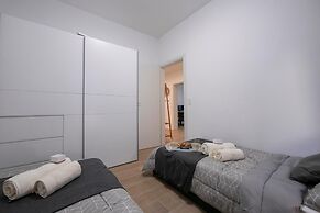 Boutique Apartment 6