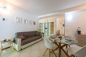 Perla del Lago Near the Beach