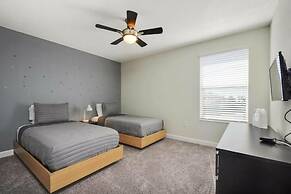 Amazing 6 Bedrooms 5 Bathrooms At Champions Gate