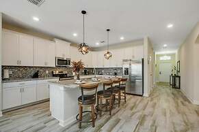 Amazing 6 Bedrooms 5 Bathrooms At Champions Gate