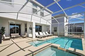 Amazing 6 Bedrooms 5 Bathrooms At Champions Gate