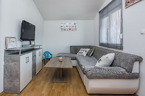 Apartment Wenig
