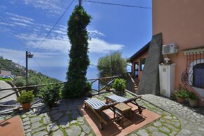 Casa Lella in Furore