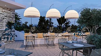 Cretan Seaside Boutique Hotel