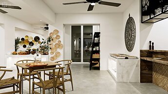 Cretan Seaside Boutique Hotel