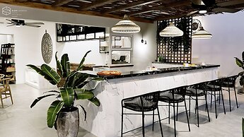 Cretan Seaside Boutique Hotel