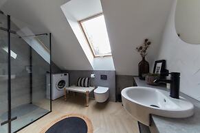 Tatra Square Apartments