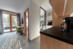 Tatra Square Apartments