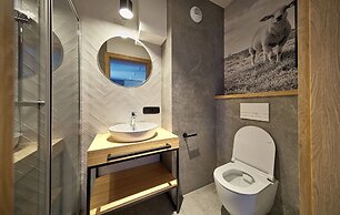 Tatra Square Apartments