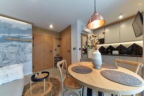 Tatra Square Apartments