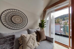 Tatra Square Apartments