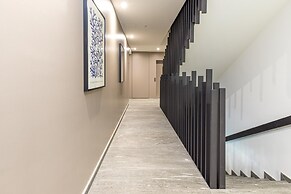 Icon H 601 Suite Executive