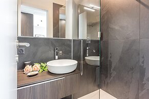 Icon H 601 Suite Executive