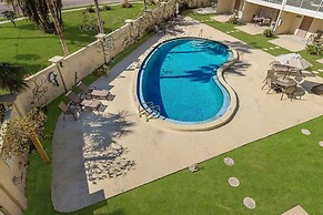 The Getaway 2 Bedroom Condo by RedAwning