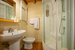 Le Fratte Sport and Relax in Hilly Area