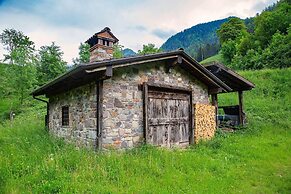 Le Fratte Sport and Relax in Hilly Area