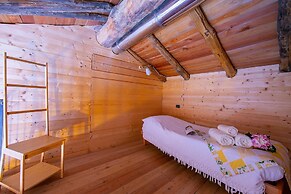 Le Fratte Sport and Relax in Hilly Area