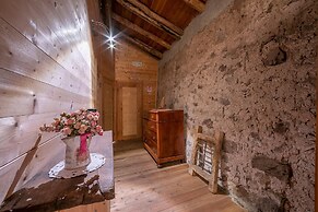 Le Fratte Sport and Relax in Hilly Area