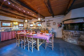 Le Fratte Sport and Relax in Hilly Area