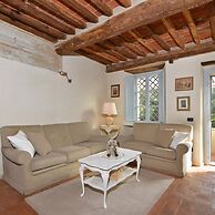 Alloro Grillo in Camaiore