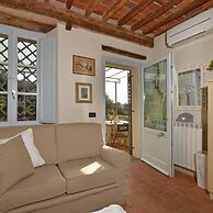 Alloro Grillo in Camaiore