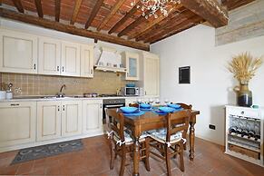 Alloro Grillo in Camaiore