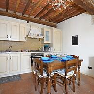 Alloro Grillo in Camaiore