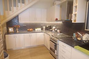 Maritinas Stone House On The Beach