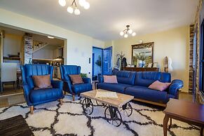 Maritinas Stone House On The Beach