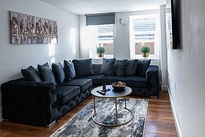 Manhattan Luxury Suites
