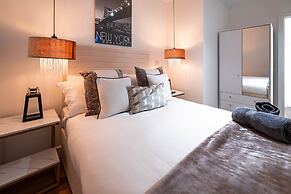 Manhattan Luxury Suites
