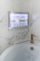 Manhattan Luxury Suites