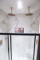 Manhattan Luxury Suites