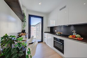 Boutique Apartment 7