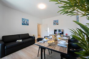 Boutique Apartment 7