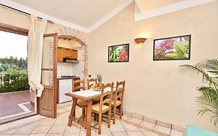 Residence con piscina a 250 mt dal mare