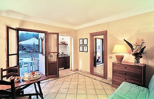 Residence con piscina a 250 mt dal mare