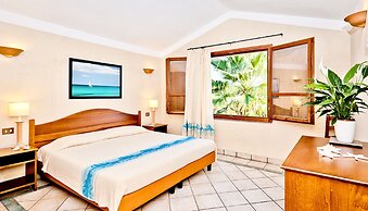 Residence con piscina a 250 mt dal mare