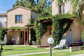 Residence con piscina a 250 mt dal mare