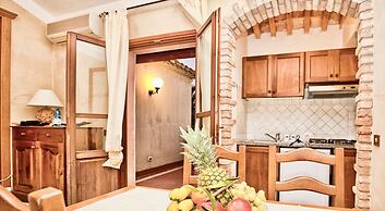 Residence con piscina a 250 mt dal mare