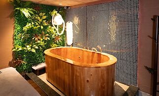 Hanoi Lion Boutique Hotel & Spa