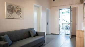 Andromachis Moneto Under Meteora