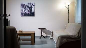 Andromachis Moneto Under Meteora