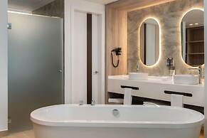 Serenade All Suites - Adults Only Resort