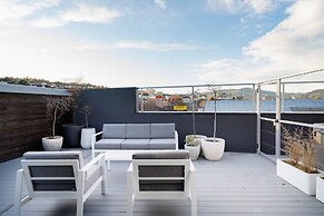Quarters A1- Luxurious & Spacious