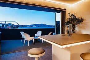 Quarters B1- Luxurious & Spacious