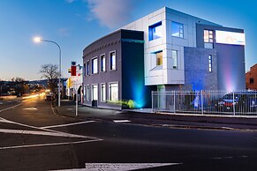 Quarters B1- Luxurious & Spacious