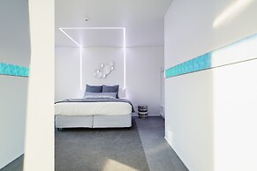 Quarters A2- Luxurious studio