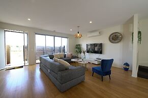 Knoxfiled 4-BRM House Golf Course Wi-Fi