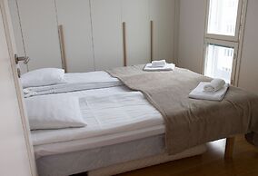 2ndhomes Gorgeous 2-story Home w Sauna